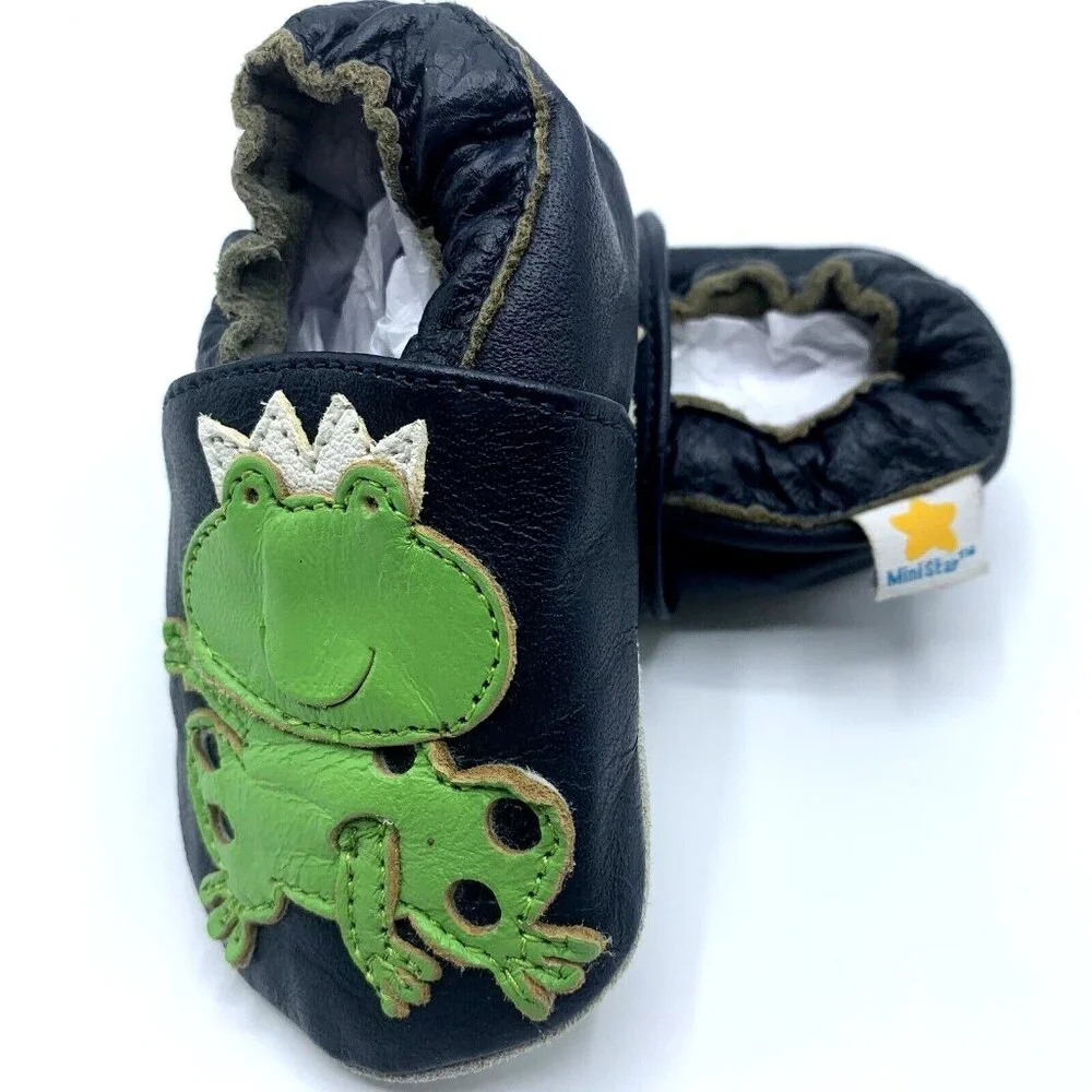 Mini Star Baby Shoes Slippers Boy Girl Size 0-6 Months Soft Sole Green Frog